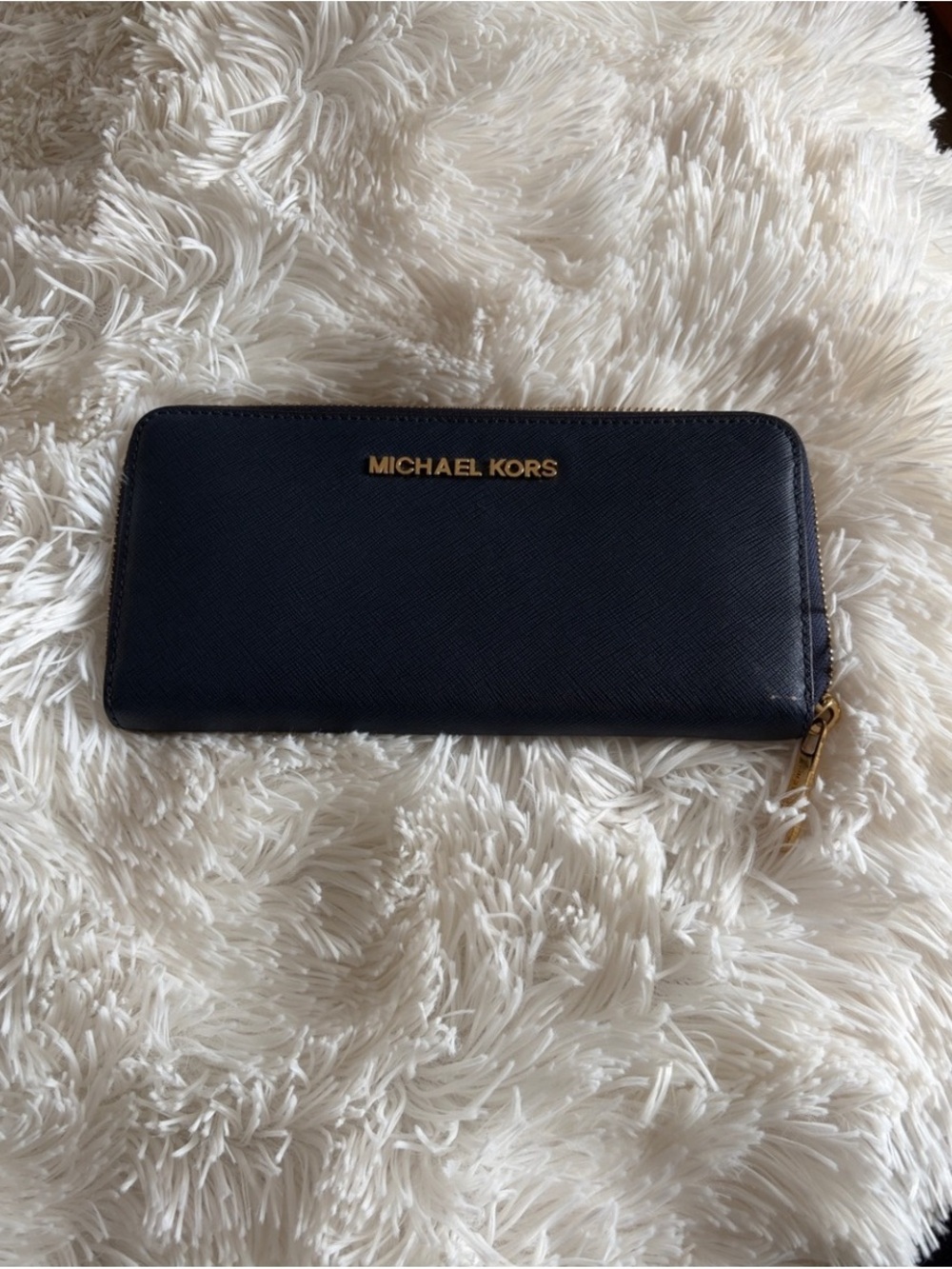 Michael Kors Jet Set Travel Zip Around Continental Wallet Navy Blue EUC